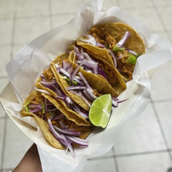 WhatsApp Image 2025-02-11 at 10.45.44 AM Tacos de cochinita pibil (5 PZA)
