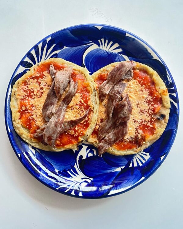 WhatsApp Image 2025-02-11 at 10.47.03 AM Picaditas con Carne (3 PIEZAS)